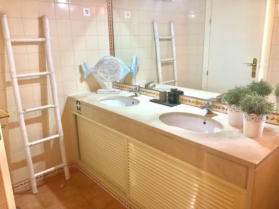 Sea Breeze Golf & Beach Villa Шарнека Екстериор снимка
