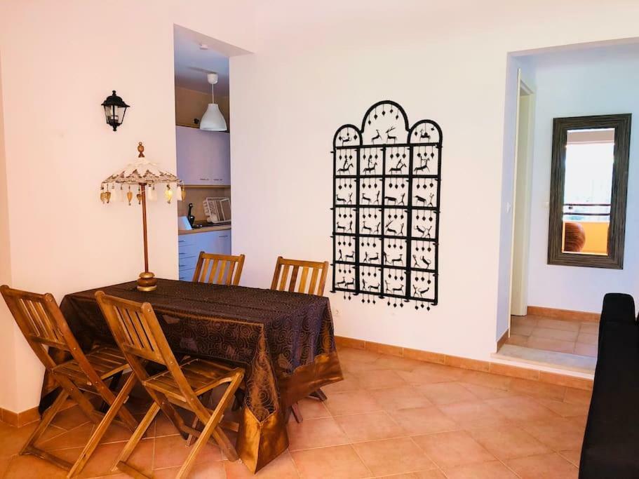 Sea Breeze Golf & Beach Villa Шарнека Екстериор снимка